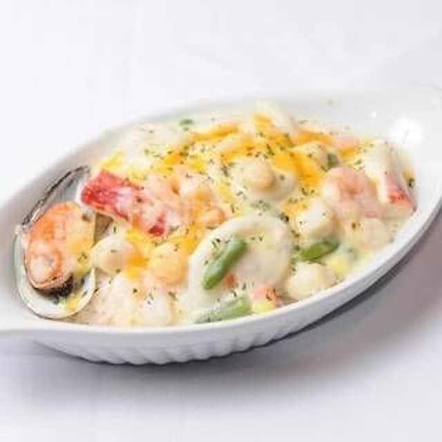Baked Seafood on Rice — 焗海鮮飯