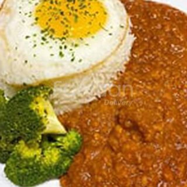 Minced Beef & Fried Egg on Rice — 西式煎蛋免治牛肉飯